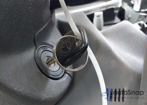 2007 Toyota Corolla Ce z USA, uszkodzony, nr VIN 1NXBR32E97Z826241